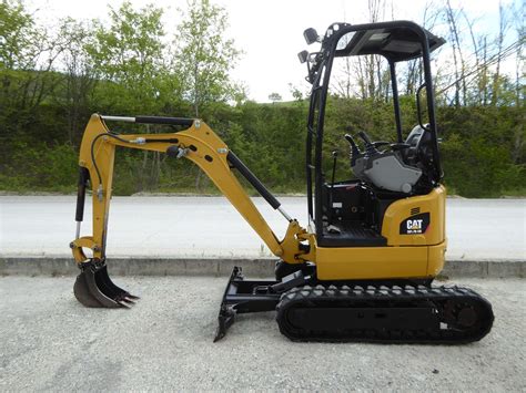 cat 301.4 mini excavator specs|cat 301.7d cr mini excavator.